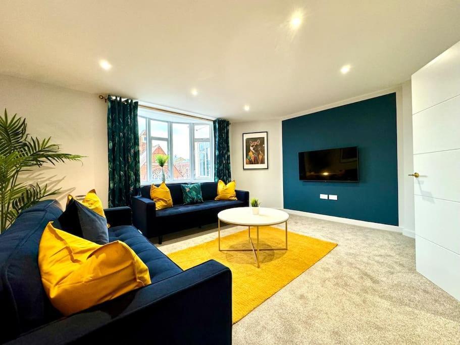 Appartement Coastal 3br Apartment, Prime Location *